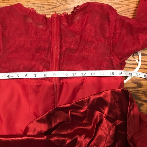 Red tulle with 3/4 sleeves Holiday dress - Picture 9 of 10